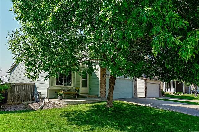 2nd image of 9700 Castle Ridge Cir