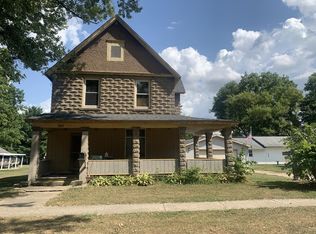 707 S 2nd St, Oregon, IL 61061