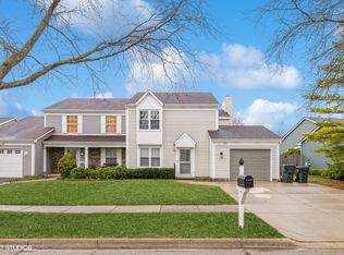 73 Bedford Rd, Mundelein, IL 60060