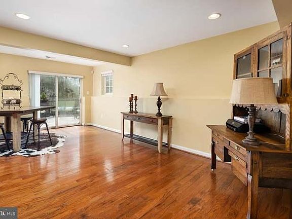 3rd image of 8801 Fenimore Pl #Basement