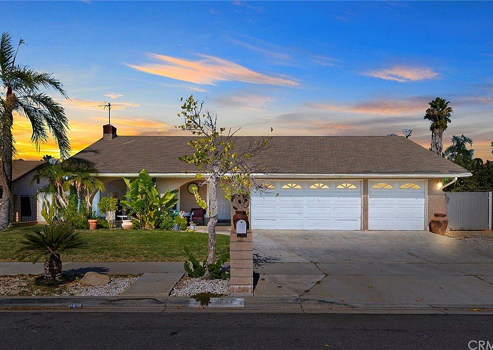 1st image of 24474 Tierra De Oro St