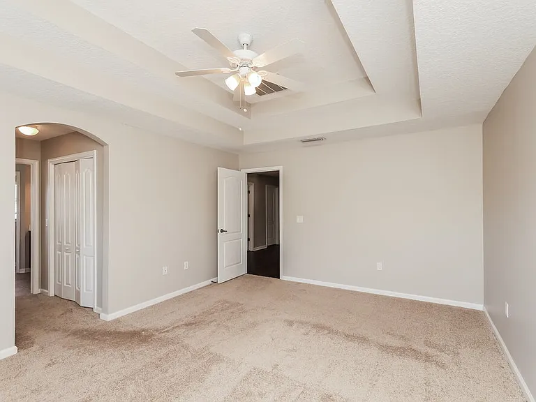 269 Silver Glen Ave — Photo 13