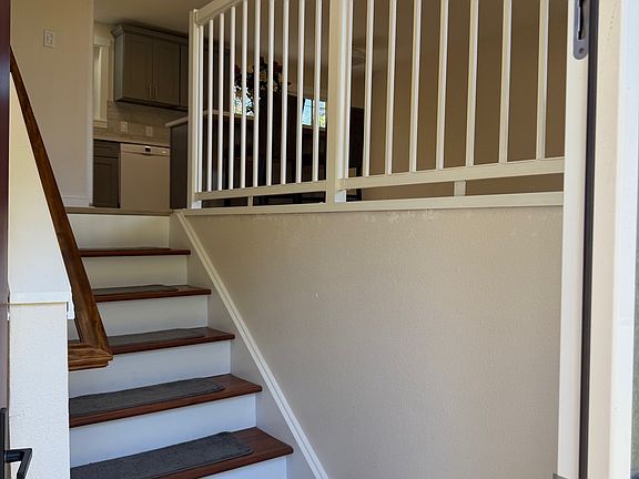 5th image of 15300 NE 39th St