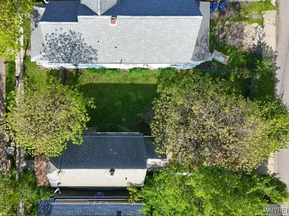 134 Royal Ave #3, Buffalo, NY 14207