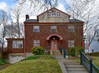 240 Inglewood Dr, Mt Lebanon, PA 15228