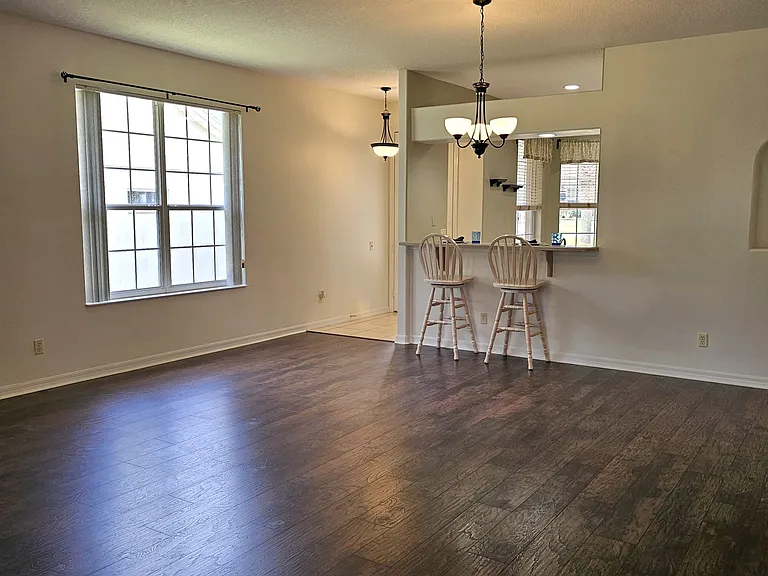 5107 Aurora Dr — Photo 14