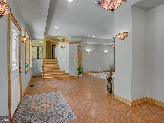 5th image of 19540 Elk Ridge Dr