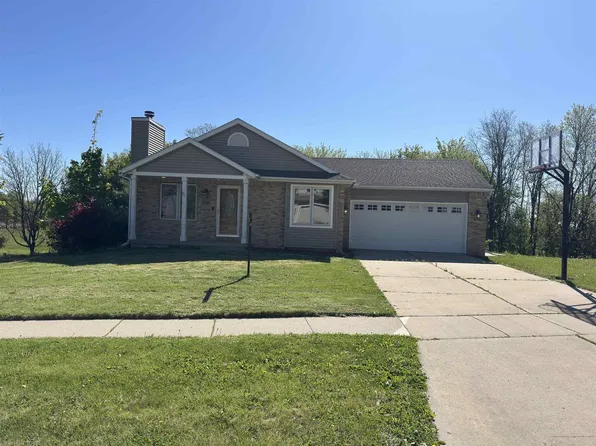 756 Willow Run Street, Cottage Grove, WI 53527