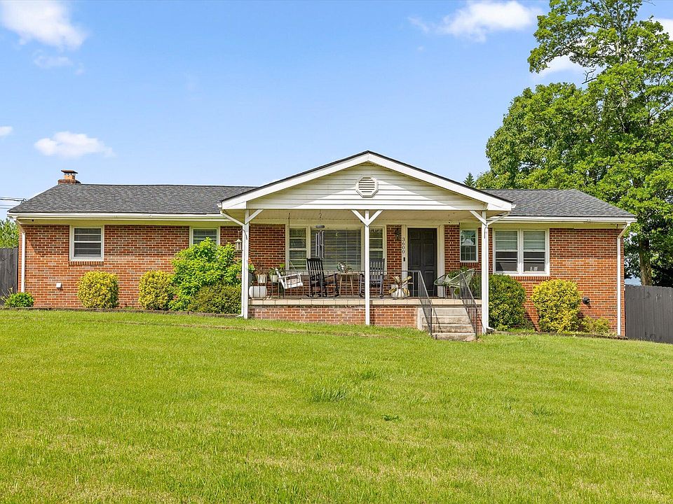 1st image of 3600 Lake Vista Dr