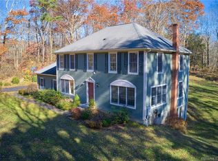 39 Fire Tower Rd, Pomfret Center, CT 06259