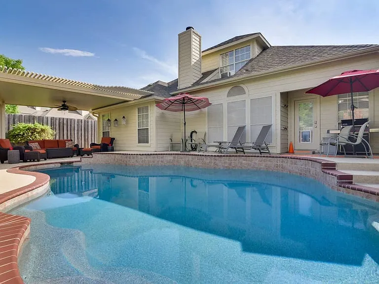 1705 Fairfax Dr #ID1301578P — Photo 8