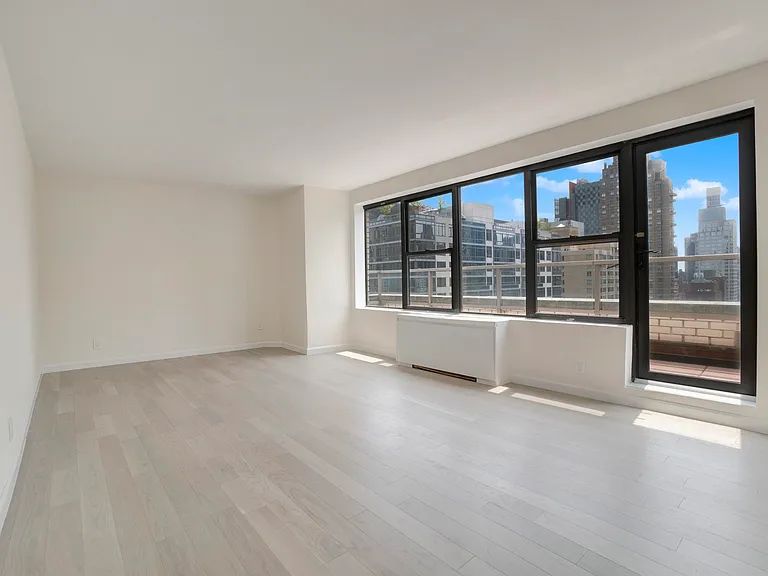 355 E 72nd St #1 — Photo 12