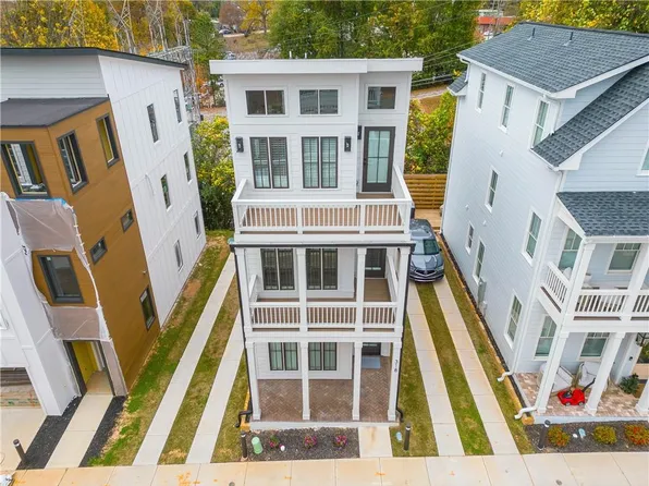 318 Clarendon Ct, Gainesville, GA 30501