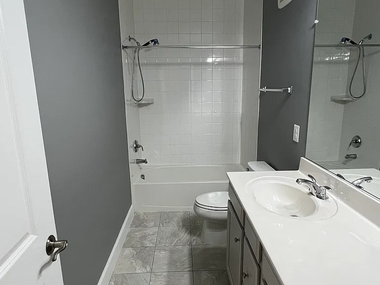 10423 Ratcliffe Trl — Photo 6