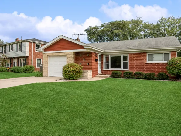 211 S Princeton Ave, Arlington Heights, IL 60005