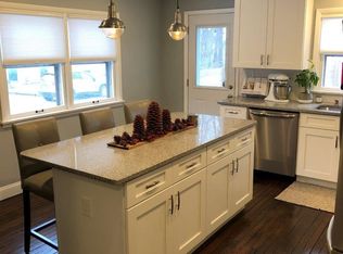 1584 Meadow Rd, Columbus, OH 43212