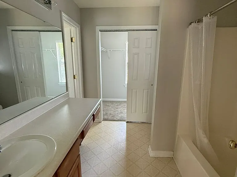 604 Gibson Forest Dr — Photo 8
