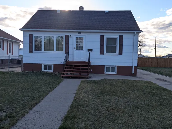 1309 N Meade Ave, Glendive, MT 59330