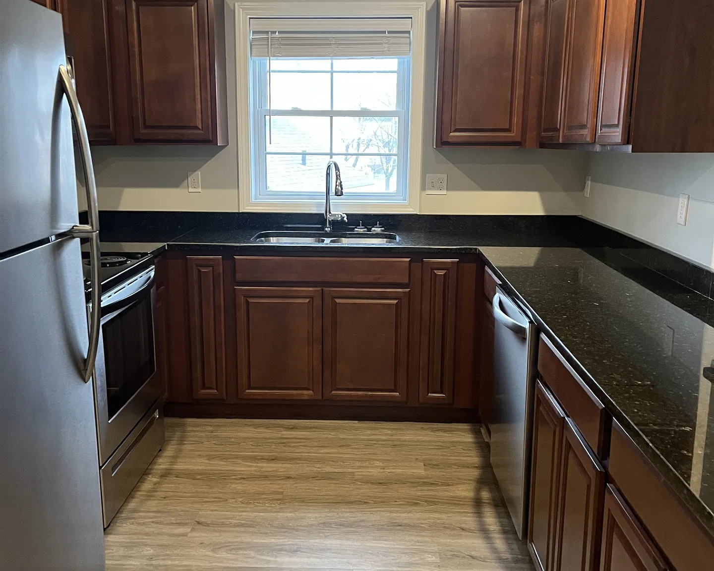 1 bed, $2,000 — Photo 1