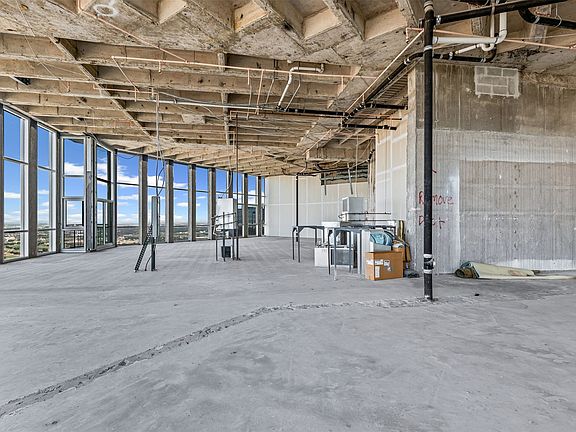 4th image of 500 Throckmorton St APT 3506