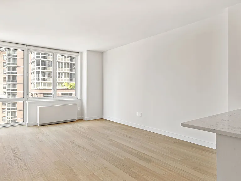 55 W 25th St #28G — Photo 1