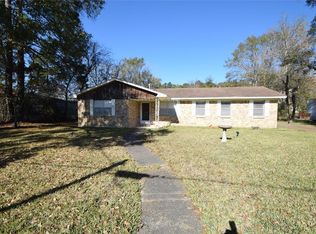 113 Chambers St, Conroe, TX 77301