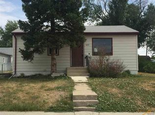 1022 Halley Ave, Rapid City, SD 57701
