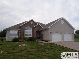 1248 Cypress Ct, Warrensburg, MO 64093