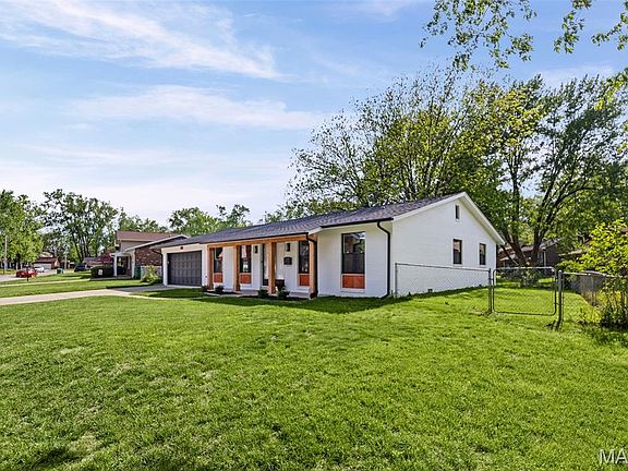 5th image of 510 Rebecca Dr