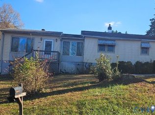 2244 Lakeview Dr, Powhatan, VA 23139