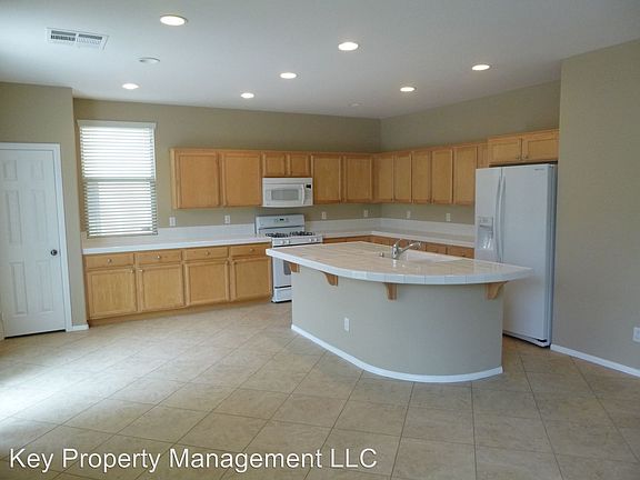 2nd image of 772 Holland Heights Ave