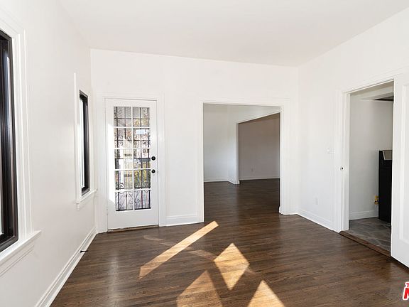 5th image of 961 Maltman Ave
