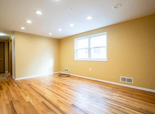 3116 Pioneer Ave #1, Pittsburgh, PA 15226