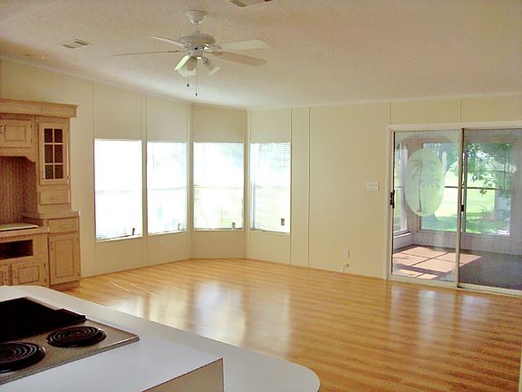 4th image of 82 Sea Fern Dr