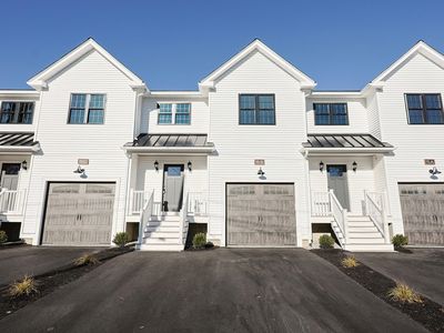15 Belvoir Ave #B, Taunton, MA, 02780