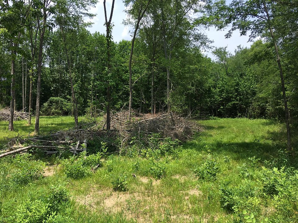 2nd image of 3281 S Valley Rd