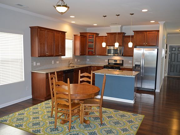 Kitchen and Breakfast area