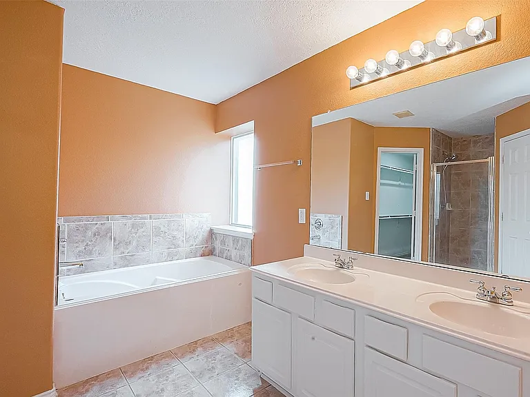17210 Double Lilly Dr — Photo 40