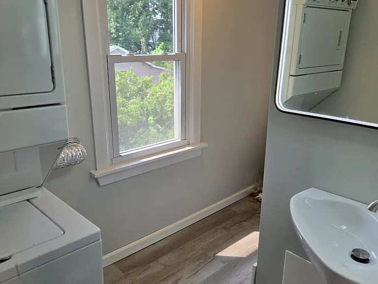 316 Delaware Ave #2 — Photo 14
