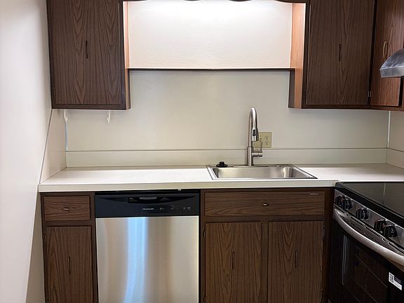 2nd image of 240 W Tuscola St #14
