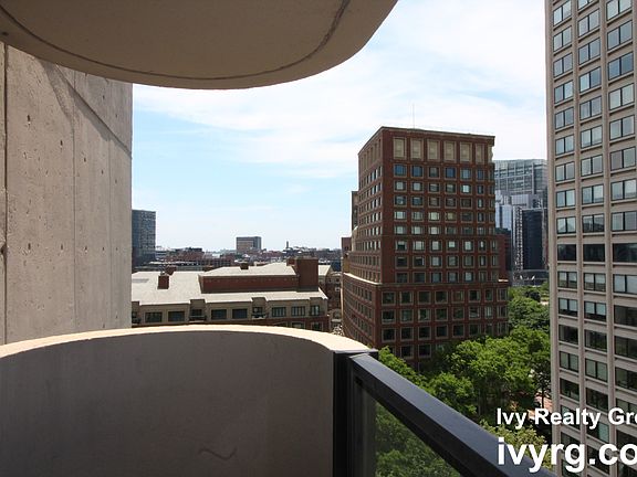 85 East India Row 12F Boston