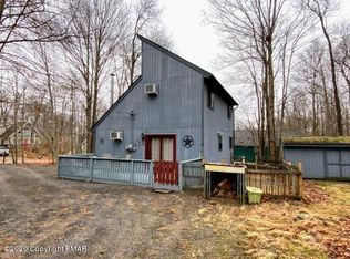 7230 Winnebago Dr, Pocono Lake, PA