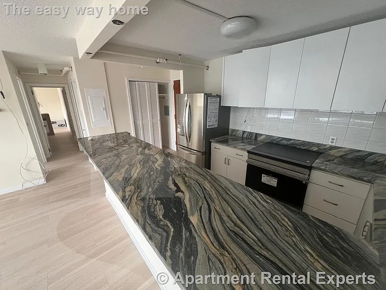 872 Massachusetts Ave #602 — Photo 11