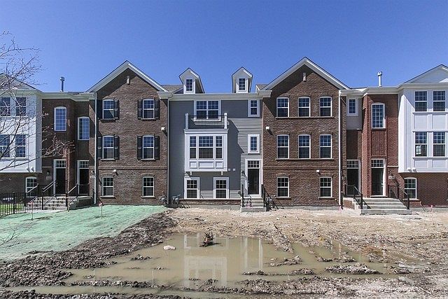 1st image of 828 Paisley Ct #12.03