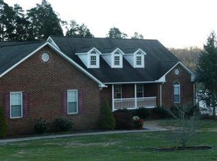 108 Cedar Knoll Cir, Rogersville, TN 37857