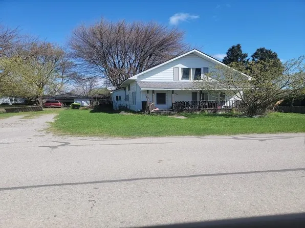 308 W Benjamin St, Linwood, MI 48634