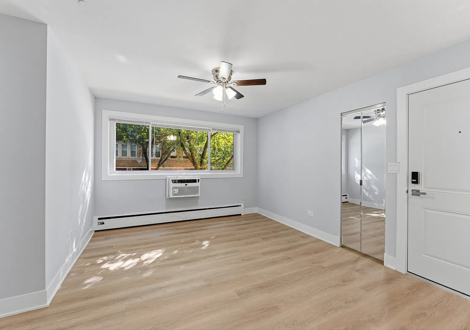 2 bed, $2,071 — Photo 2