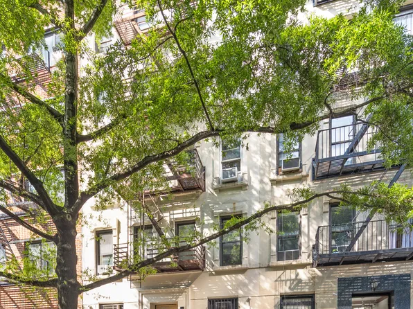 323 East 90th Street 123456 image 1 of 3
