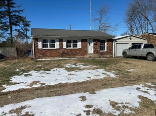 11118 Thunder Dr, Louisville, KY 40272