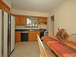 5th image of 102 Morewood Dr